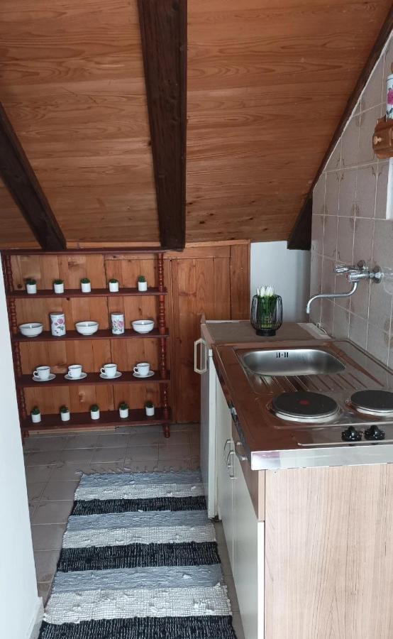 Family Apartments Tomy Пунат Экстерьер фото