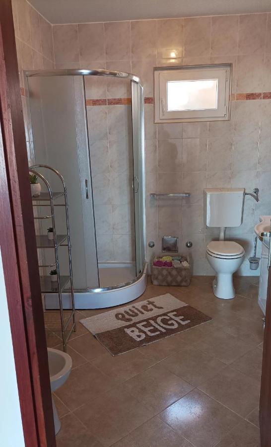 Family Apartments Tomy Пунат Экстерьер фото